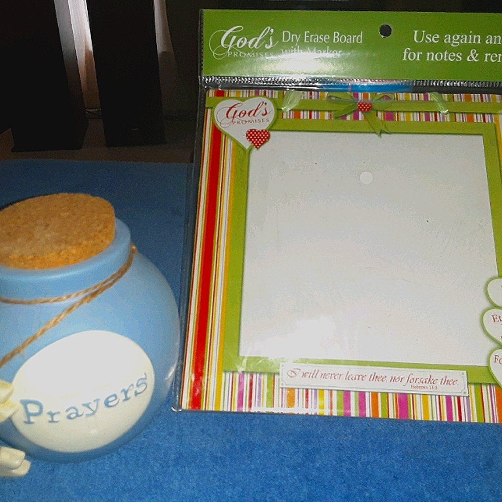 Prayer jar corked ceramic & White board